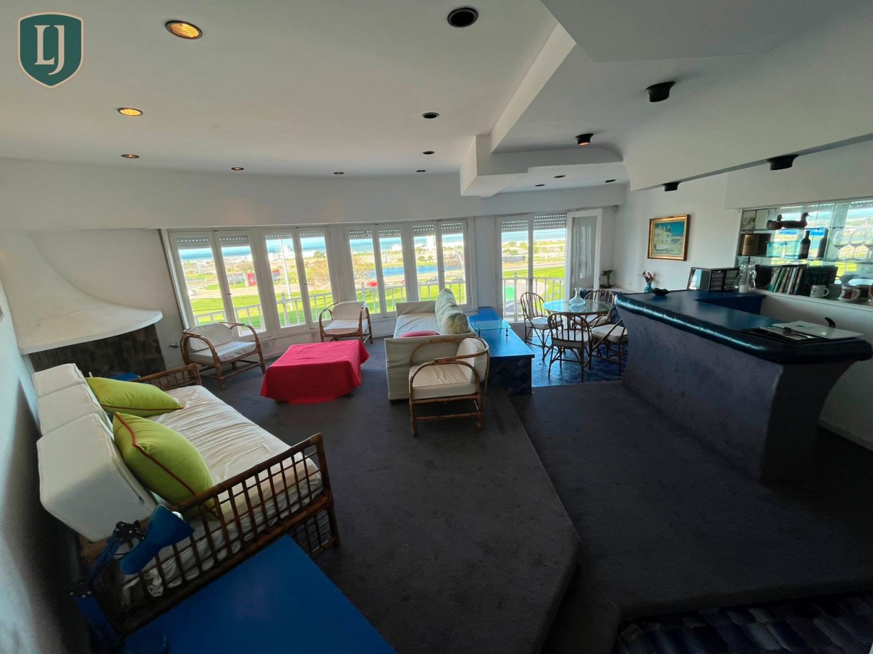 Vendemos hermosa Casa con vista al Mar 