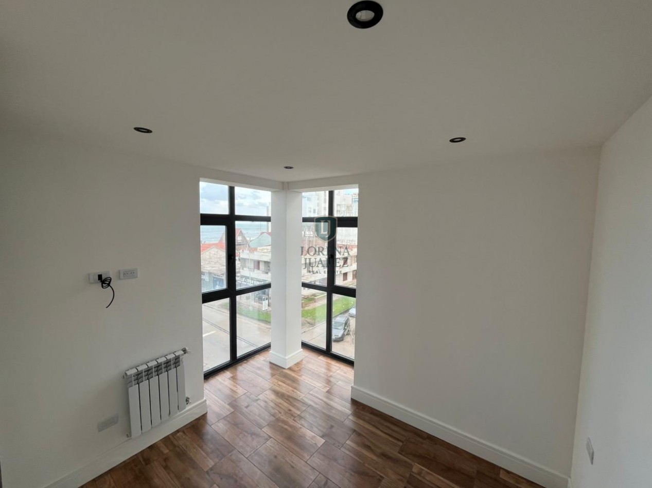 Vendemos excelente duplex en Constitucion