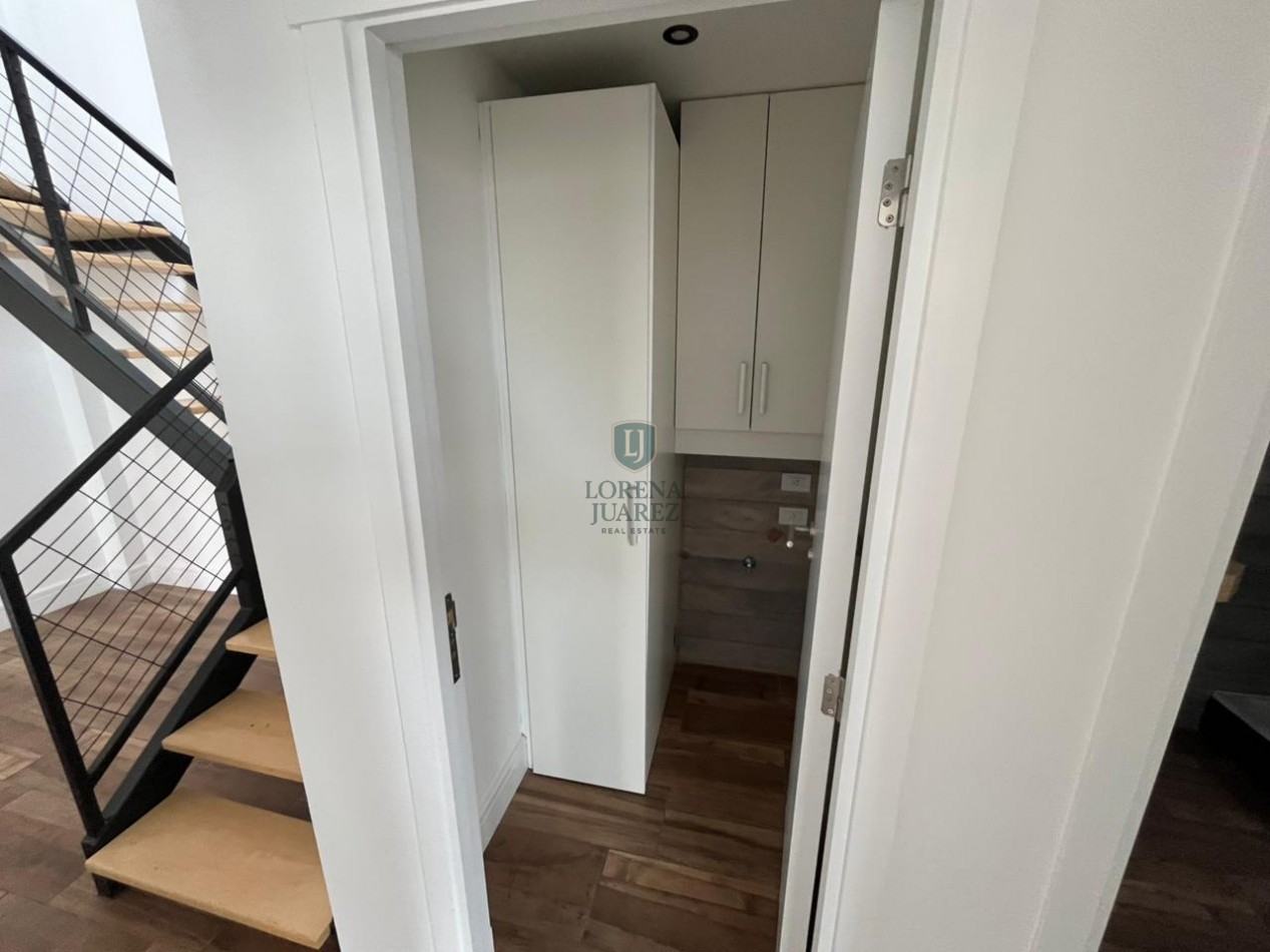 Vendemos excelente duplex en Constitucion